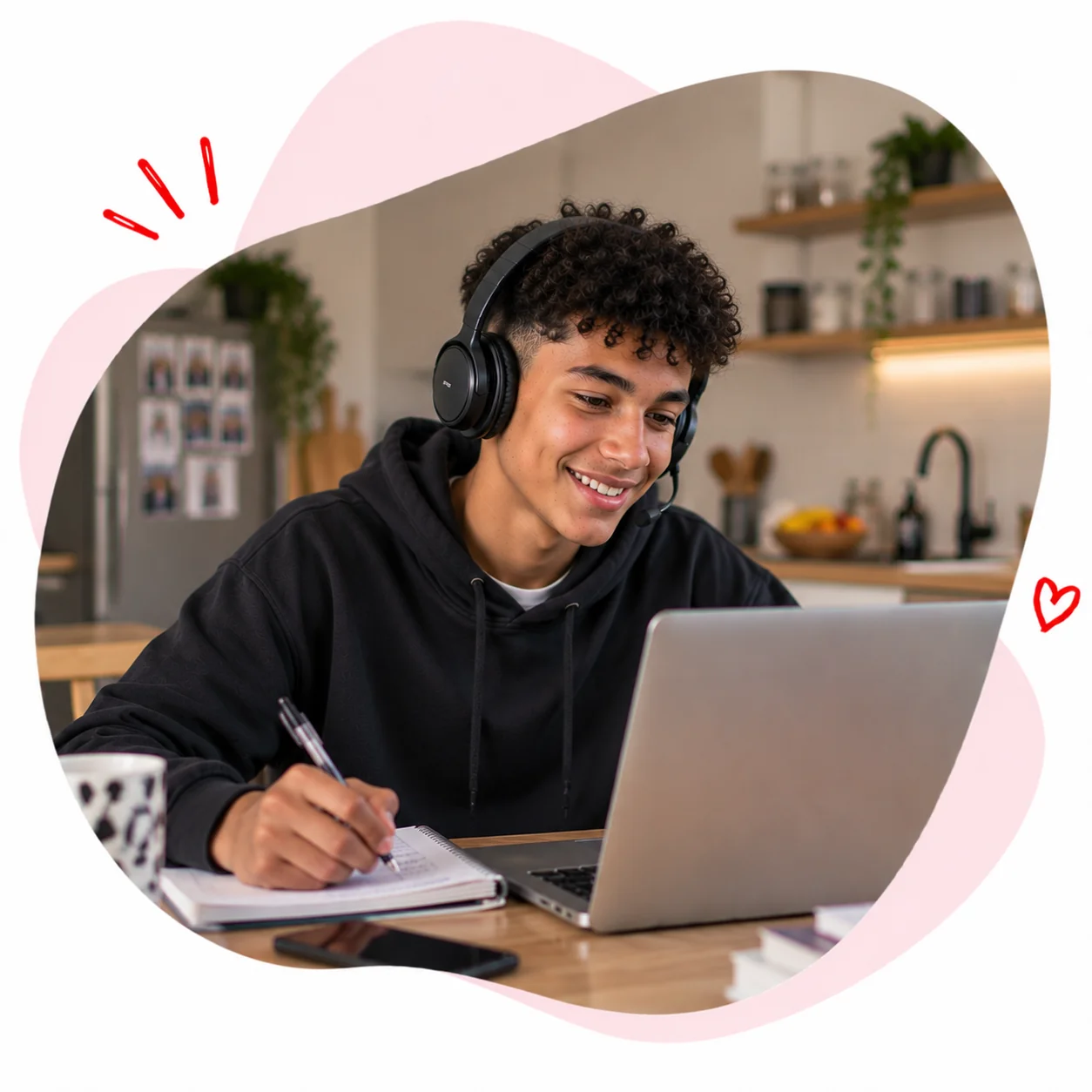 Lycéen suivant ses cours en ligne